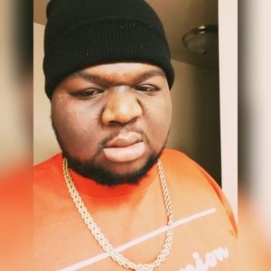 Meet your Posher, Moe